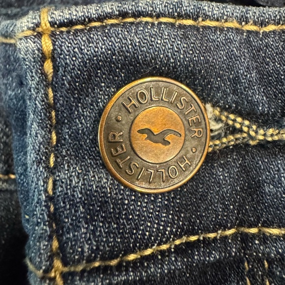 HOLLISTER CALIFORNIA HIGH-RISE CROP RIPPED JEAN SUPER SKINNY Size 9 - Picture 4 of 8